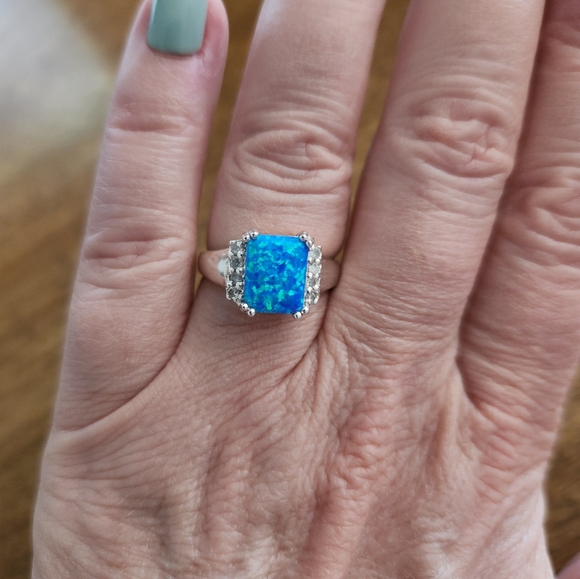 Elegant Blue Opal Sterling Silver Ring - Picture 9 of 12